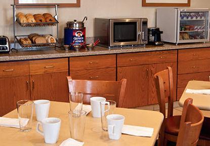 Fairfield Inn & Suites Cheyenne Restaurant photo